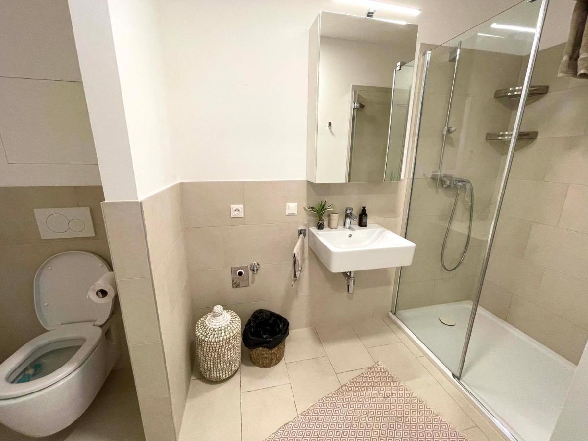 Urban Oasis: Stylische Wohnung Viyana Dış mekan fotoğraf