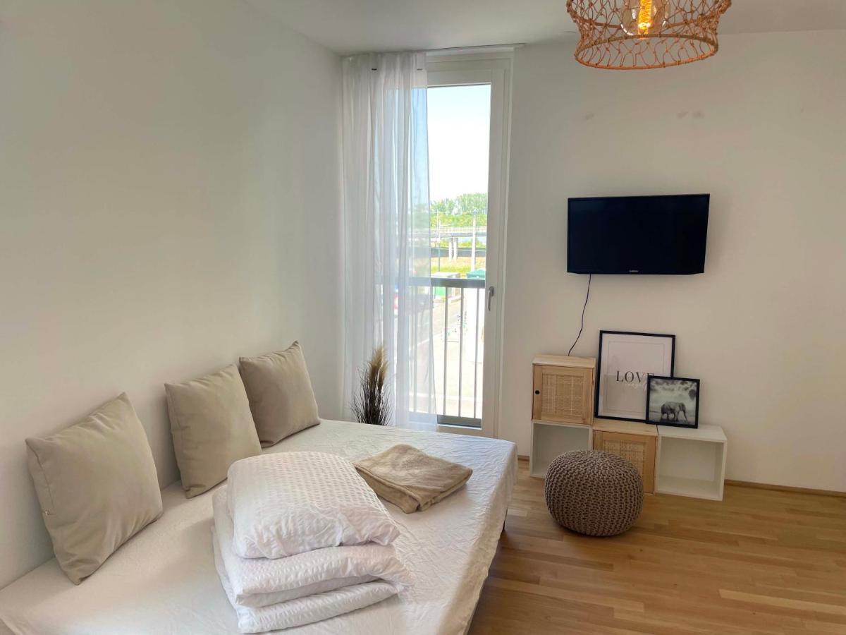Urban Oasis: Stylische Wohnung Viyana Dış mekan fotoğraf